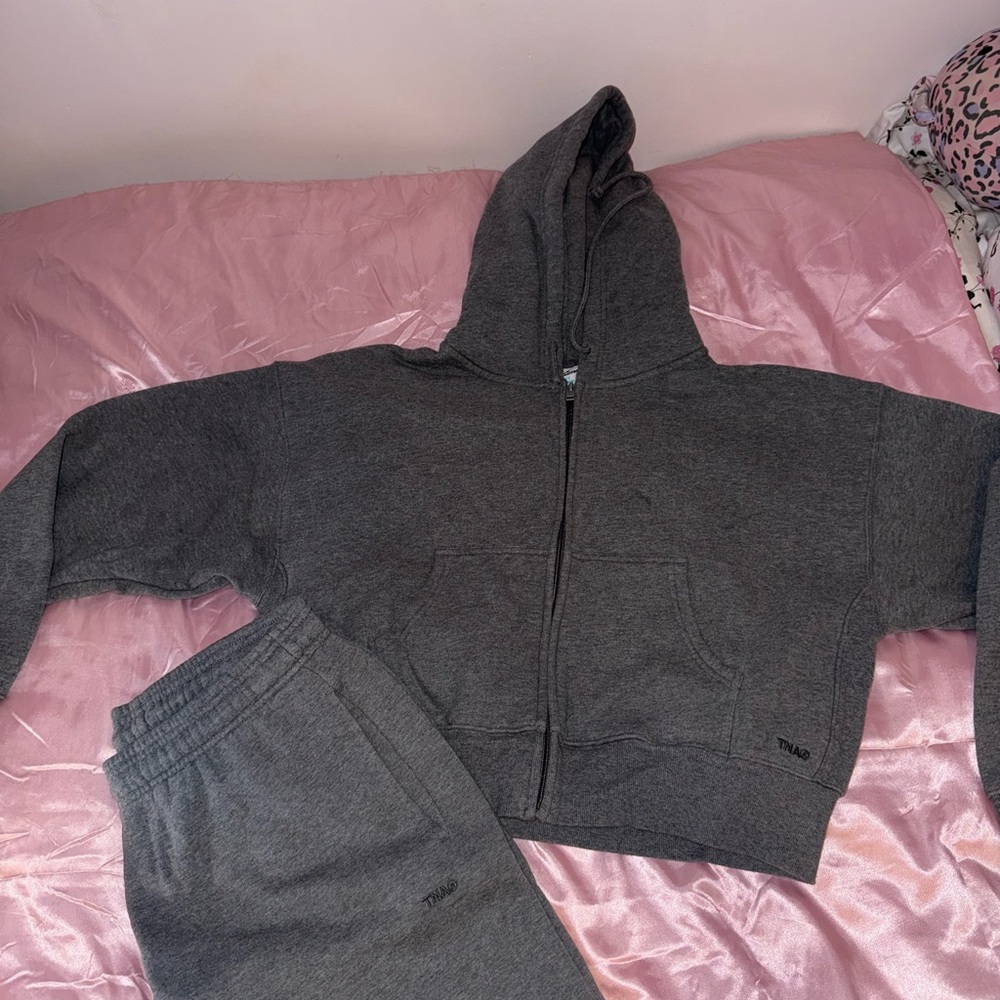 TNA Cozy Fleece Boyfriend Fit Set